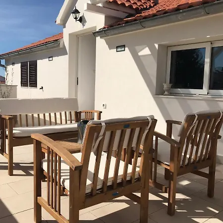 Visnja Apartment *